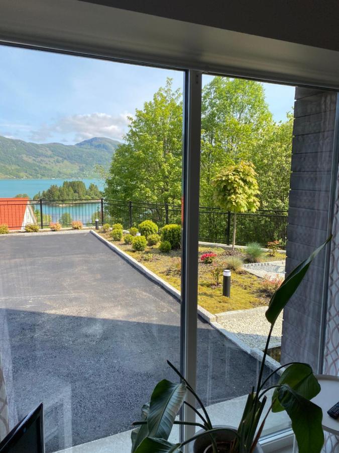 Havn I Etne With Fjordview Apartment Etnesjoen Bagian luar foto